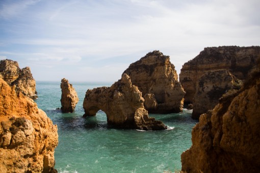 Sabia que Portugal tem praias lindíssimas como essa? Praias e muito mais