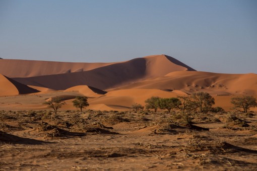 Preste atenção no caminho entre um lugar e outro. As dunas são lindas.