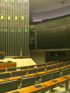 As "carteiras escolares" do Plenário da Câmara dos Deputados