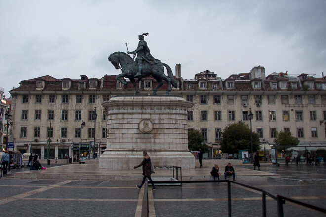 O que fazer em Lisboa em 1 dia - estátua de D. João I na Praça da Figueira